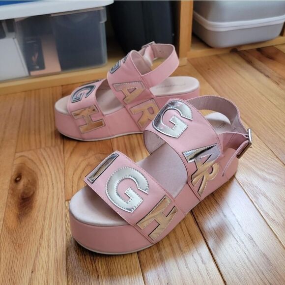 Jeffery Campbell  - Picture 3 of 10